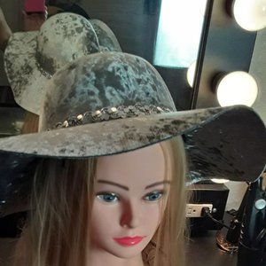 Gray Velvet Floppy Hat